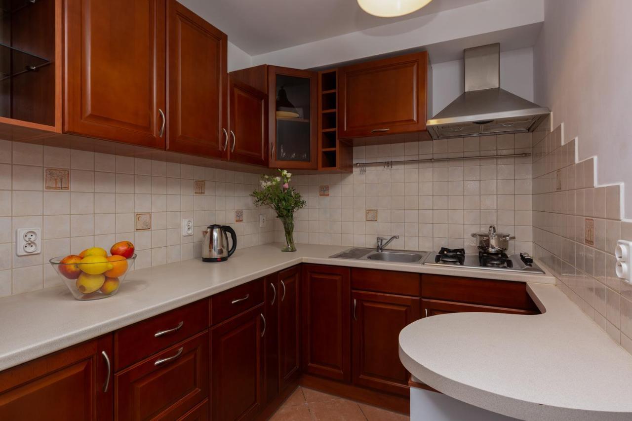 Stars Apartaments City Center By Noclegi Renters Warszawa Eksteriør billede