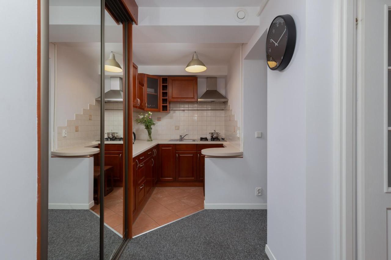 Stars Apartaments City Center By Noclegi Renters Warszawa Eksteriør billede